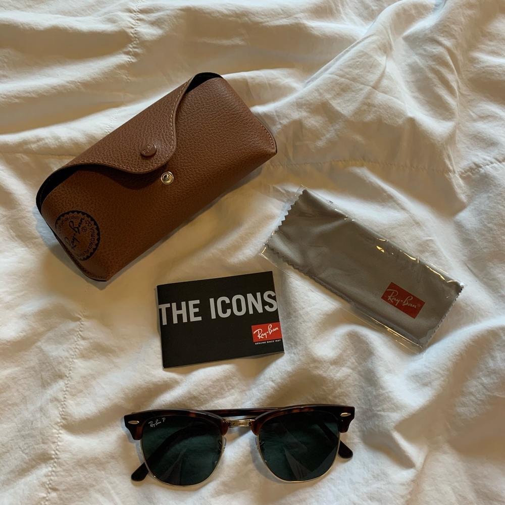 Polarized Ray-Ban Temple Clubmaster in Tortoise - Picture 2 of 7